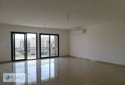 Apartment for rent with kitchen and air conditioning in Al Marasem Compound in Fifth Settlement