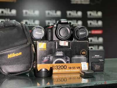 فرصتك لامتلاك كاميرا Nikon D3200 بحالة ممتازة وبسعر مميز!