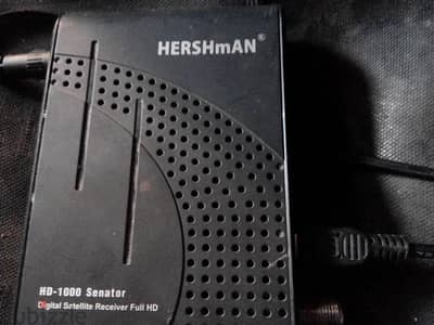 hershman hd 1000 senator رسيفر بعمل جيدا مرتب القتوات معاه مشتملاته