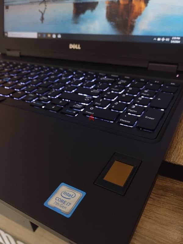 Dell latitude 5580 2