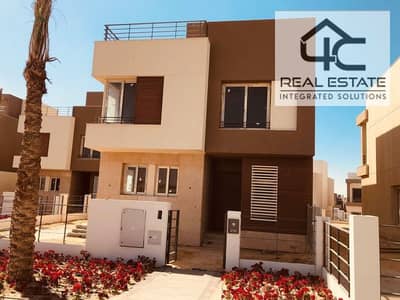 Stand alone villa for sale in prime location Type E bua ​​384 m in Palm Hills New Cairo Compound