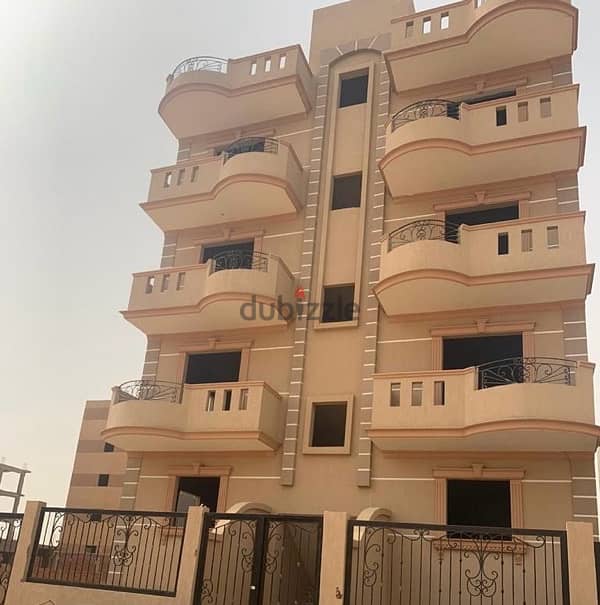 شقه للبيع في ٦ اكتوبر بالتوسعات الشماليه apartment for sale in october 0