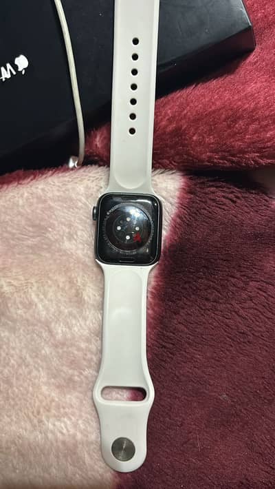 Apple smart watch , series 6 , nike edition