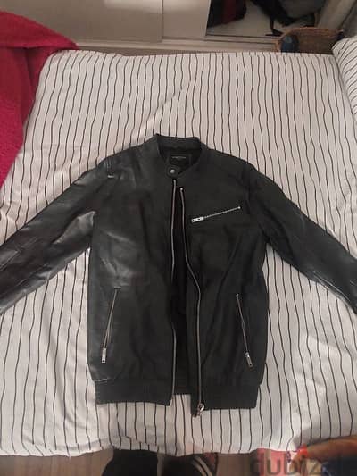 جاميت جلد Leather jacket piazzaitalia اصلي لم يستخدم مقاس medium