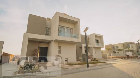 فيلا بموقع استراتيجي للبيع بالتقسيط فى كمبوند بادية بالم هيلز 6 اكتوبر Villa for sale in Badya compound ( Palm Hills ) 6 October