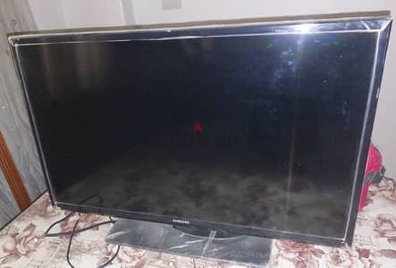 شاشه سامسونج ٣٢ بوصه Samsung tv 32 for sale