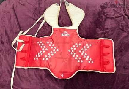 daedo chest guard hugo size 4 حماية سدر هوجو مستعمل حجم ٤