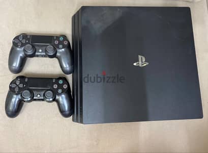 Playstation 4 pro حاله ممتازه