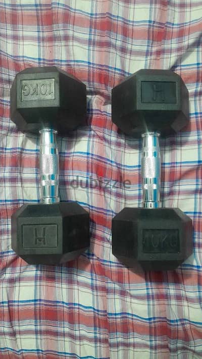 HOMCOM Set of 2 Hexagonal Dumbbells 10 kg in Metal and Rubber