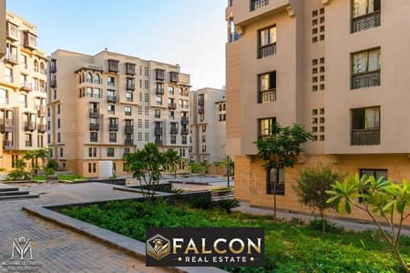 For sale 130 sqm apartment super luxurious finishing prime location minutes from Maadi Fustat Compound