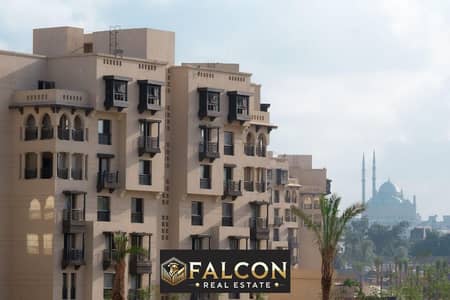 For sale a 3-room apartment super luxurious finishing minutes from Maadi Compound Al-Fustat