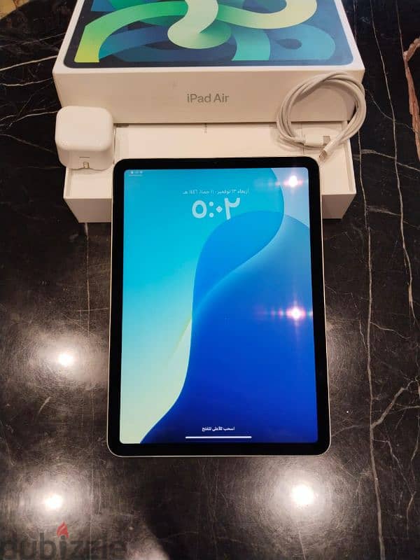 ipad air 4 generation 64G wifi only like new 3