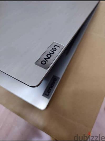 Lenovo 15.6 8/1TB