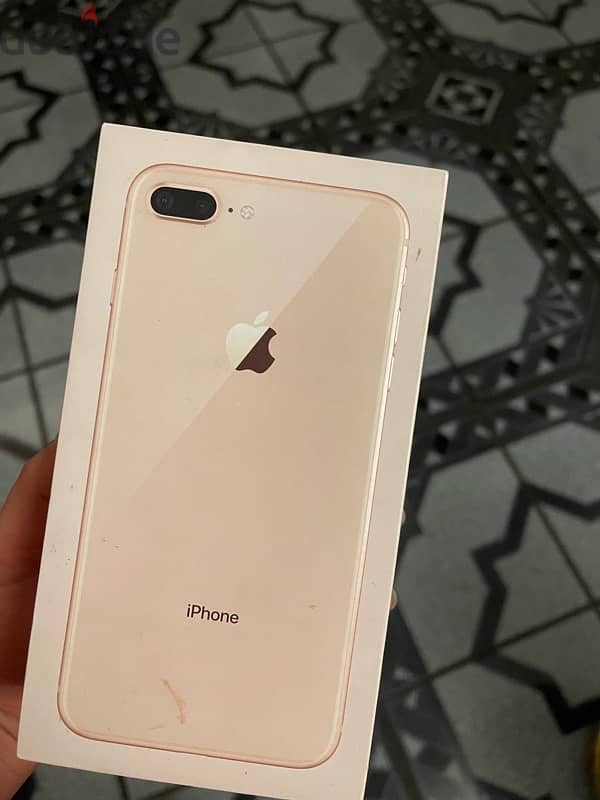 للبيع iphone 8 plus مستعمل rose gold 4