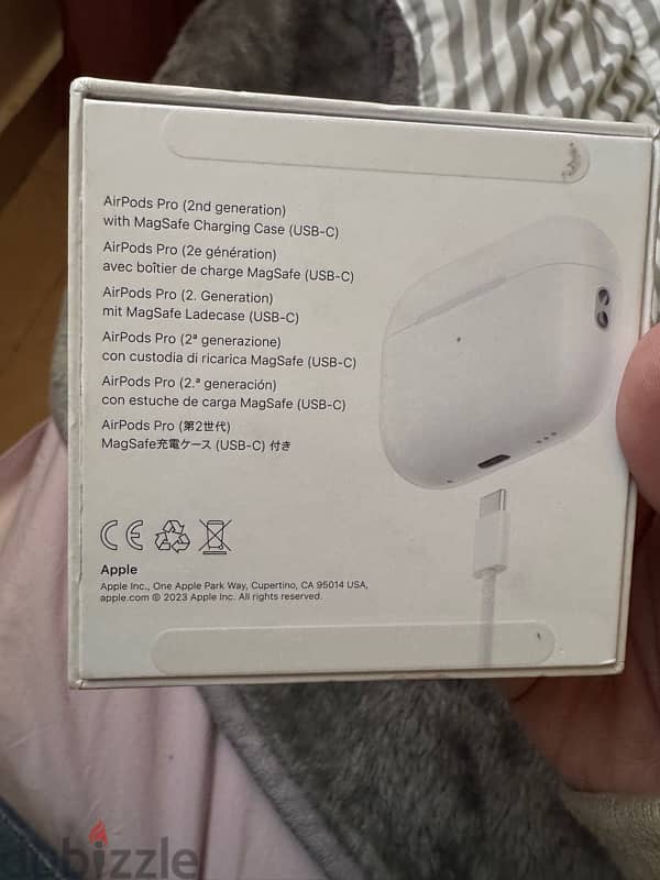 airpods pro 2 USB c for sale 0