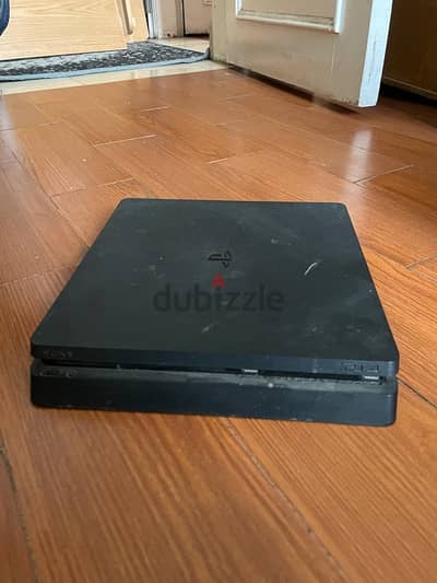 ps4 slim with one controller