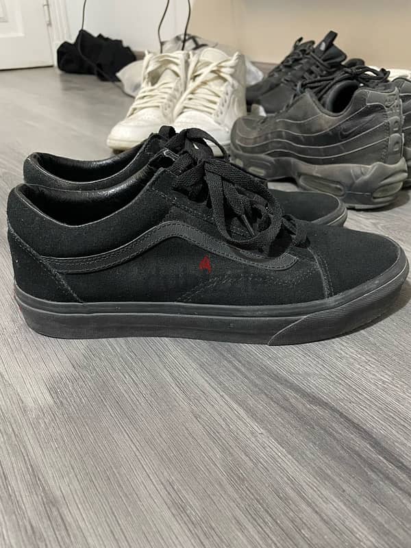 (black edition) vans shoes 0