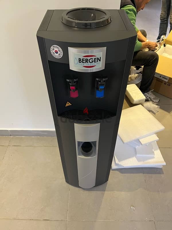 bergen dispenser new 4