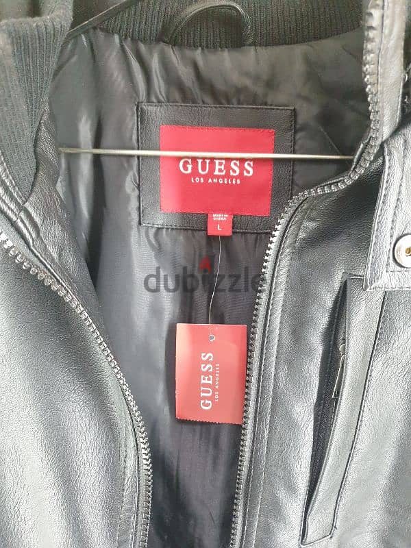 جاكيت Guess 1