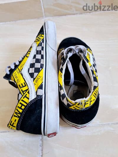 كوتشي vans