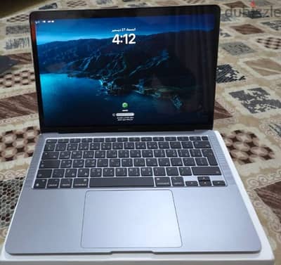 MacBook Air 13-inch M1 Chip with 8‑Core CPU and 7‑Core GPU 256GB