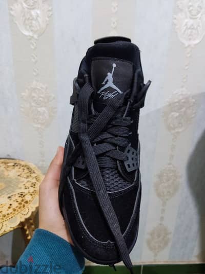 حذاء Air Jordan Black Cat