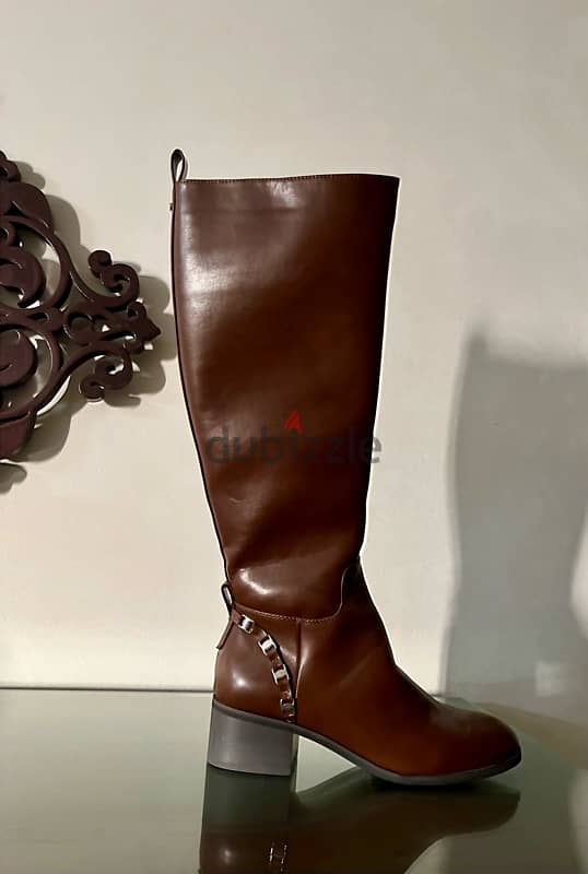 dejavu brown boots 1