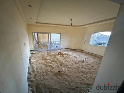 For sale, an apartment of 275 m with a distinctive view in the Seventh District in Sheikh Zayed