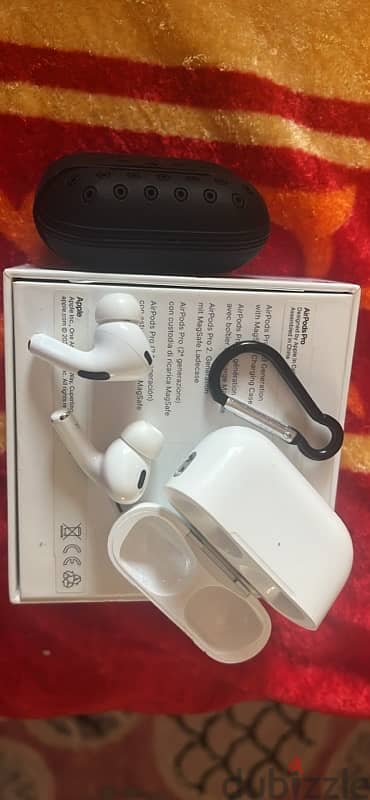 AirPods Pro 2nd generation like new used for one month