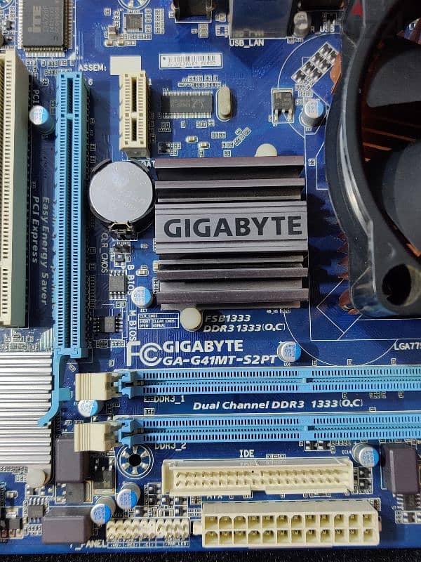 Gigabyte G41 + Cpu + Cooler + Ram + 2Sata 5