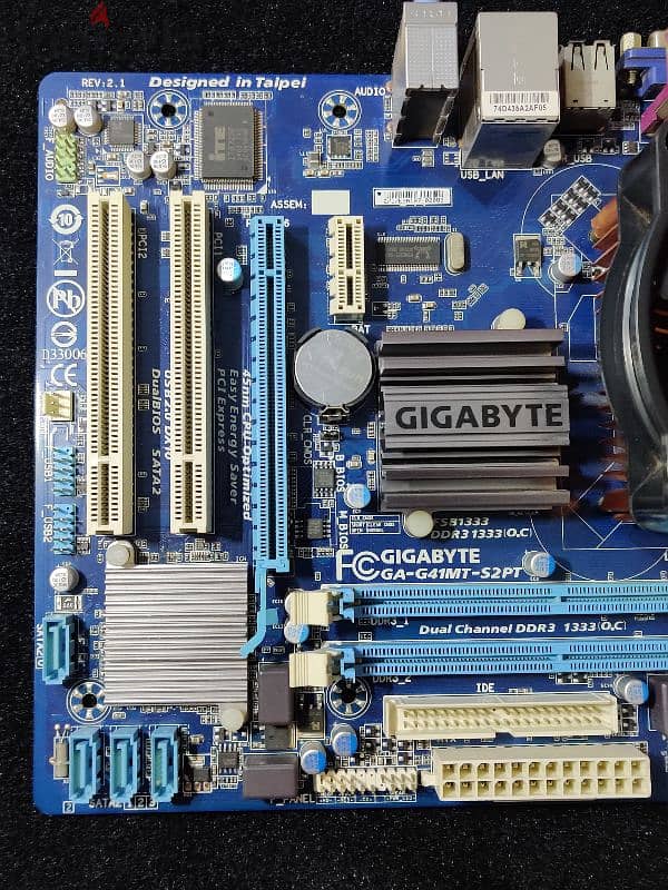 Gigabyte G41 + Cpu + Cooler + Ram + 2Sata 6