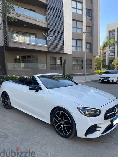 Mercedes AMG E200 cabriolet like new