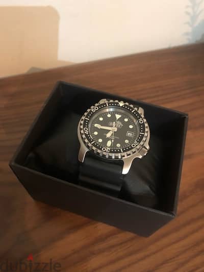 ساعة غوص Divex Professional 200 watch