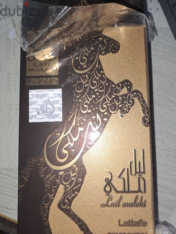 عطر رجالي ليل ملكي(عود) 1