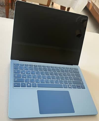 brand new Microsoft surface laptop 7th edition, 2024