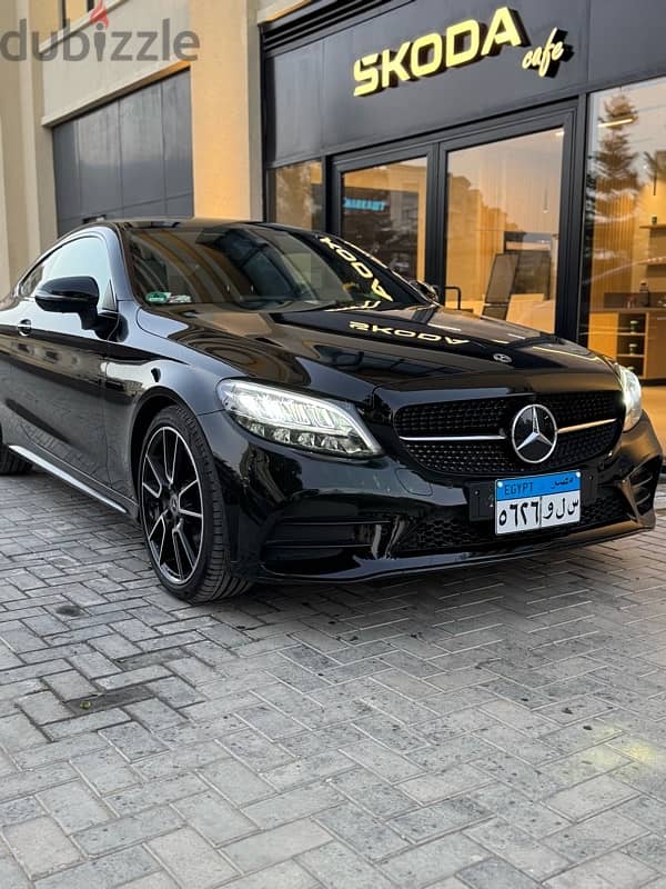 C180 2023 coupe AMG 8000km 0