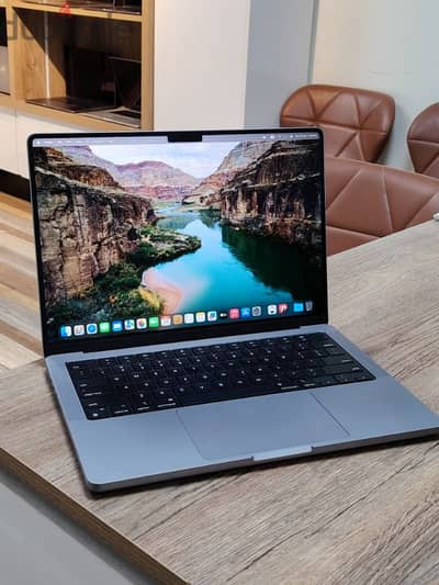 MacBook pro M3 14inch