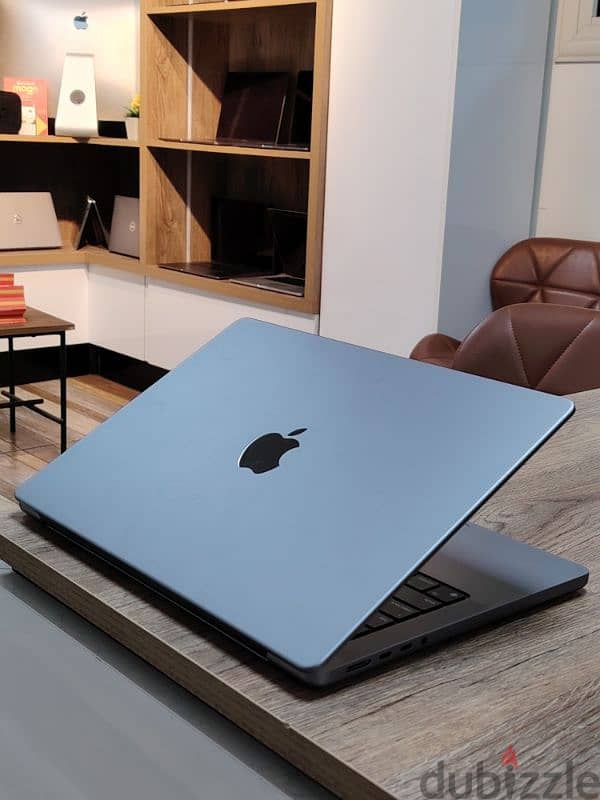 MacBook pro M3 14inch 3