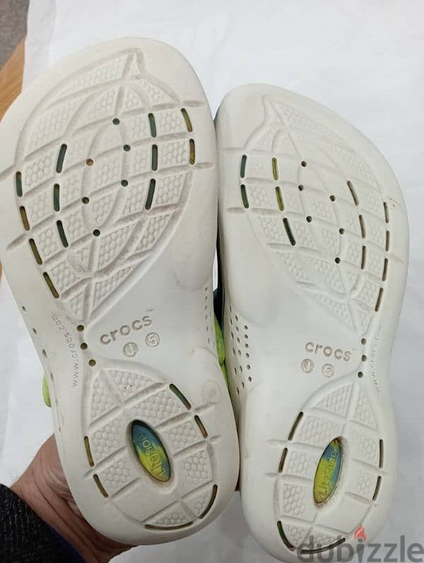 Crocs 3