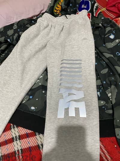 سويت بانس امريكان ايجل   sweat pants American Eagle