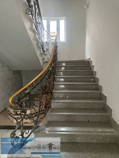 Empty villa for rent in Al Rehab Compound, New Cairo