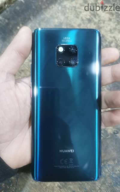 Huawei mate 20 pro فلاج شيب. للبيع او للبدل بحاجه نفس المستوي