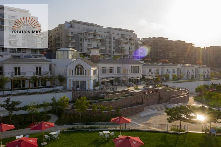 فيلا مميزة للبيع 325متر في mountain view icity club park, القاهرة الجديدة 0