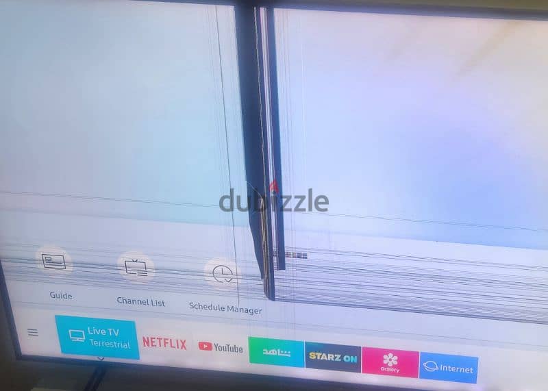 Samsung smart 4k 55 بوصه nu7100s بالعلبه وكل حاجتها بها كسر 2