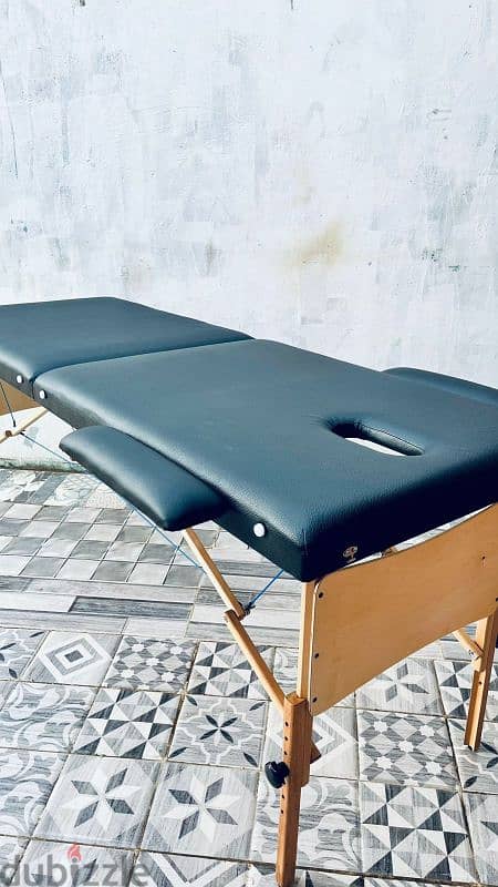 Massage table portable _ سرير مساج 1