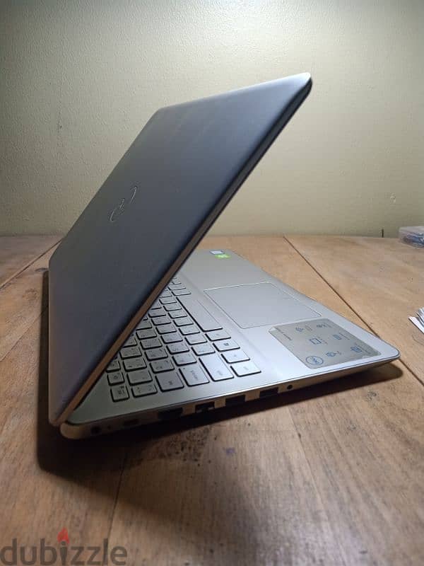 Dell inspiron 155000 4