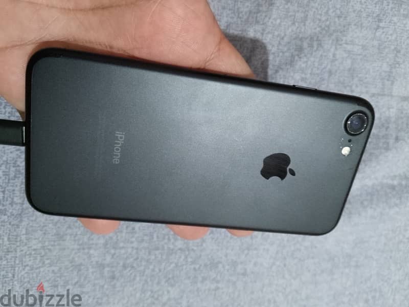 آيفون 7 مساحة 128  iPhone 7 2