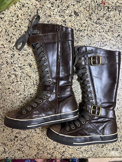 Brand new CONVERS brown Ladies Lether Boots