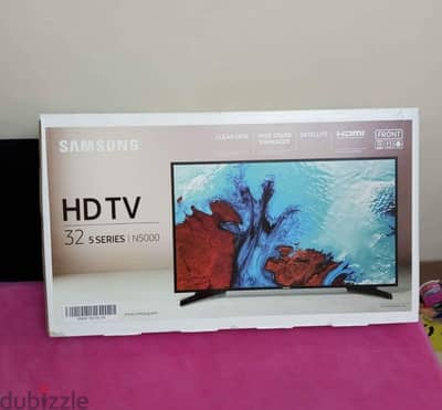 samsung 32 series 5 جديده