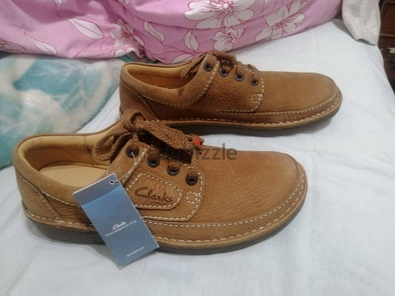 كلاركس Clarks original أصلي من الوكيل فالكويت  مقاس 42.5    UK 8.5 8